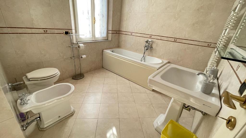 Villa Peonia Parma Quarto foto